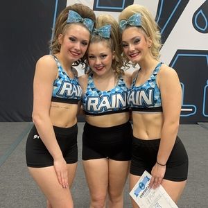 Meet your Posher, Lily